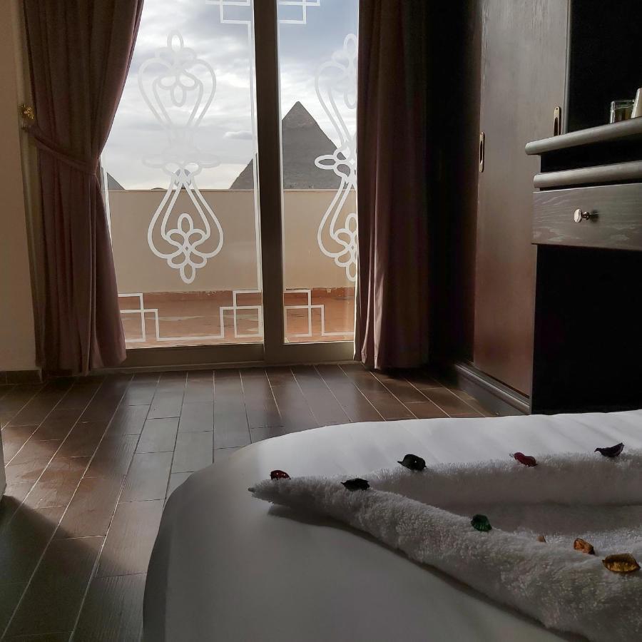 Golden Pyramids View Guest House Kafrat al Jabal Екстер'єр фото
